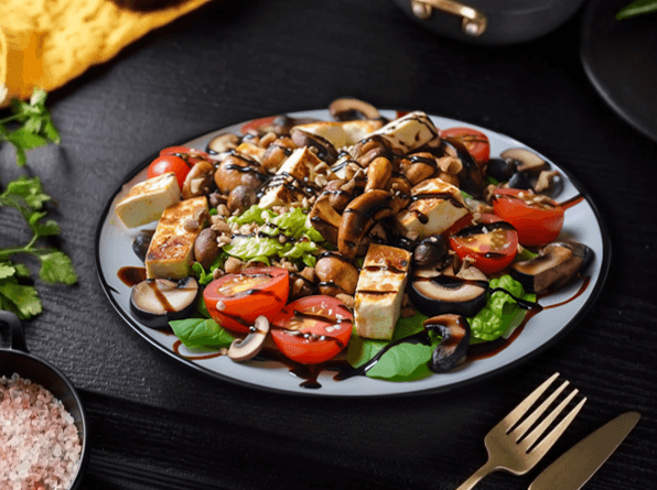 Salată cu ciuperci și nuci - Chefs Evolution